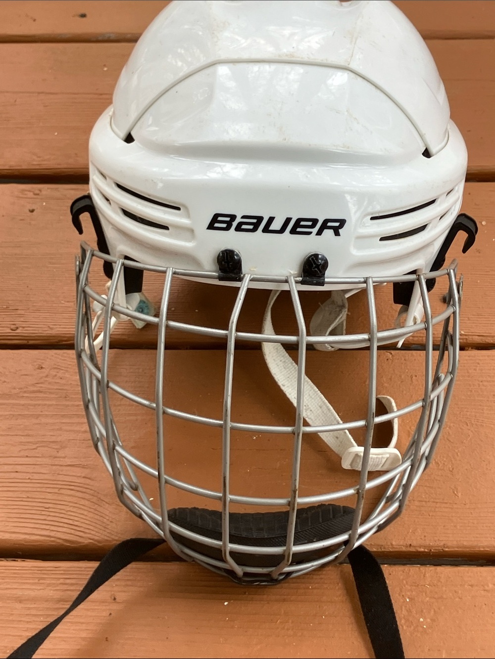 Bauer White Helmet with true vision Cage bhh2100l